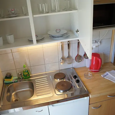 Apartment Marija With Private Parking Makarska