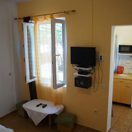 Marija With Private Parking *