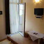 Marija With Private Parking Апартаменты