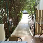 Marija With Private Parking Апартаменты Макарска