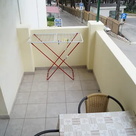 Marija With Private Parking Appartement