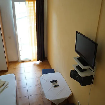 Marija With Private Parking * Makarska