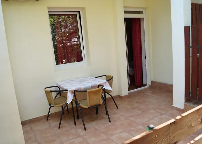 Apartman Marija With Private Parking Makarska