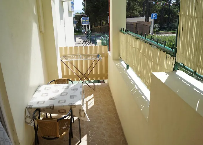 Apartman Marija With Private Parking Makarska