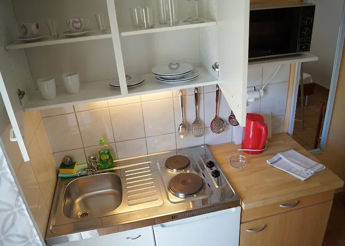 Apartman Marija With Private Parking Makarska